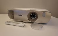 Projector Benq W2000 | 1080P | 2000 Lumens | 15000:1