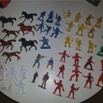 Figurer, plastfigurer, Cowboys, Indianer, Hästar, 49 stycke