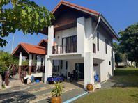 Lyxig 2,5 plans villa i Chanthaburi