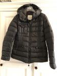 MONCLER VINTER DAMJACKA STL 4 