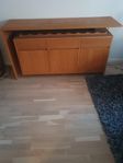 sideboard 