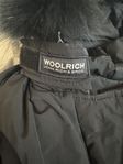 Jättefin Woolrich jacka till superbilligt pris