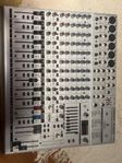 Mixer Behringer Eurorack UB1832FX-PRO