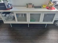 Bortskänkes/Skänk/Sideboard/skåp