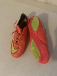 Futsal inomhussko Nike Mercurial