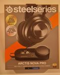 Steelseries Arctis Nova Pro hörlurar för PC och Playstatio