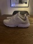 Nike Air Presto, vit