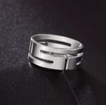 Voguish band ring