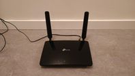 TP Link 4G LTE Router med plats för SIM-kort.