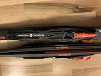 Barnskidor Rossignol skins 130, alpina pjäxor 33, 34