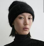 TOTEME Alpaca knit beanie black