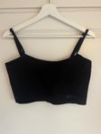 Aim’n svart crop top sport-bh