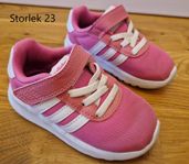 Adidas sneakers storlek 23