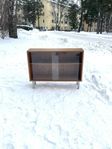 sideboard / vitrinskåp i teak 