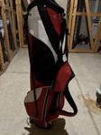 Golfbag utan klubbor. mindre modell