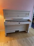 Piano bortskänkes