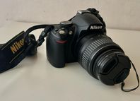 Nikon D3000 