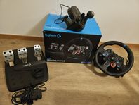 Logitech g29 ratt, pedaler och växelspak 