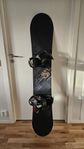 Salomon Snowboard Ace Magnum med tillbehör i nyskick!