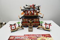 Lego Ninjago 2507 Fire Temple 100% komplett