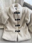 Zara faux fur jacka 