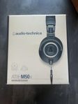 audio technica ATH-M50x (trasig, läs beskrivning)