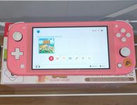 Nintendo Switch Lite (Animal Crossing version)