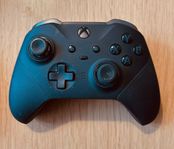 Xbox One Elite Series 2, Trådlös Handkontroll, Svart