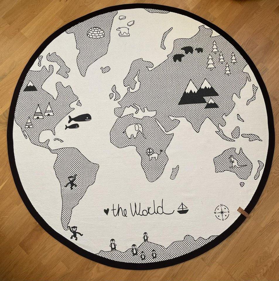 ”The world” matta, diameter 135 cm