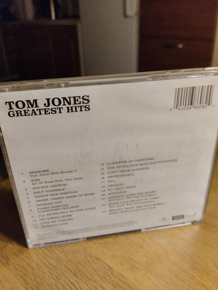 Cd-skiva med Tom Jones.