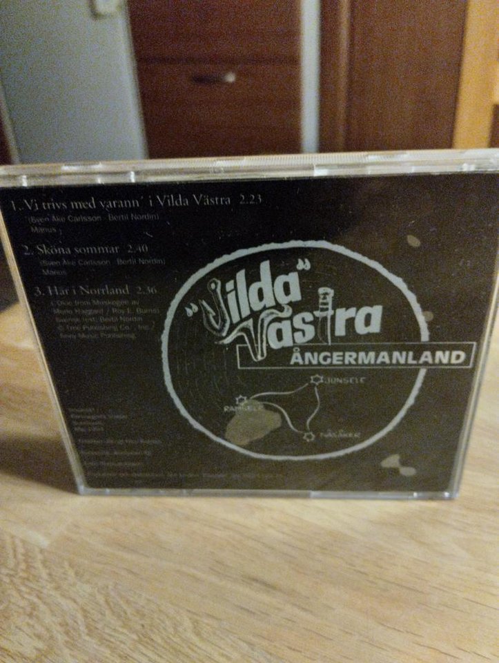 Cd-skiva med Åke Lindhs.