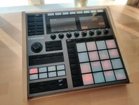 Native Instruments Maschine+ inkl batteripack