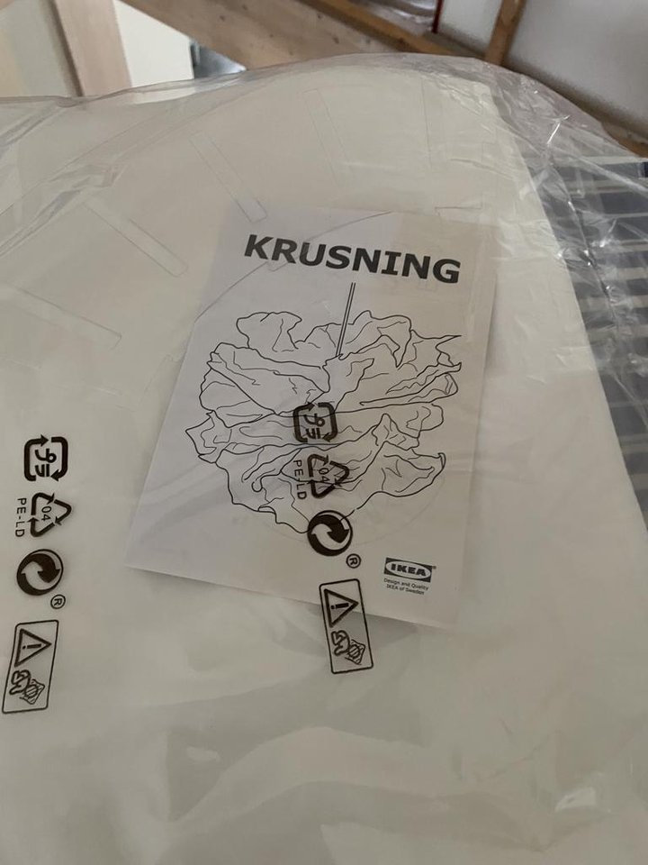 2 st ” papperslampor” från IKEA