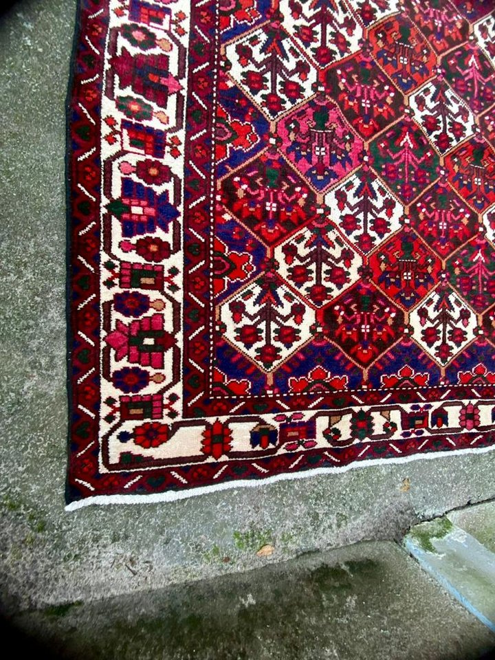 Big Boho-style handknotted persian carpet