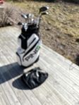 golf klubbor och bag