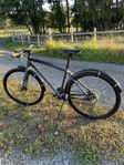 Occano herrcykel 28" med hydrauliska bromsar