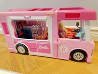 Barbie Husbil Dream Camper med tillbehör och Barbies