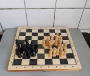 Schack spel. chess. 34 x 34 cm