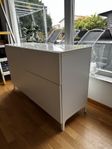 TV-bänk