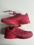 New Balance 530 Röda Sneakers Storlek 40