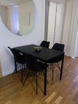 matbord och stolar 