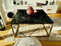 Exklusivt marmorbord – äkta Nero Marquina-marmor & mässi