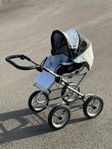 Dockvagn Brio kombi. Nyskick