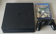 PS4 slim med tillbehör och spel