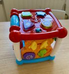 Aktivitets leksak med musik på svenska från Vtech