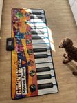 Pianomatta- Gigantic Keyboard Playmat