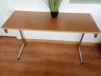 skrivbord