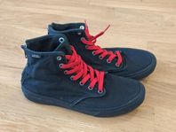 Vans sneakers storlek 38