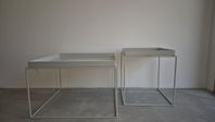 2 st. bord, Tray Table från HAY ljusgråa