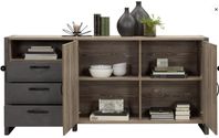 Till salu sideboard vitrinskåp 